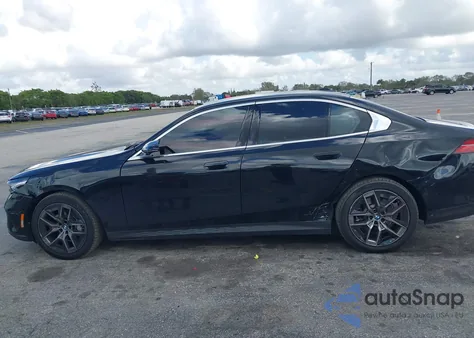 2026 BMW 530I xDrive from USA, damaged, VIN WBA53FJ07TCW60857